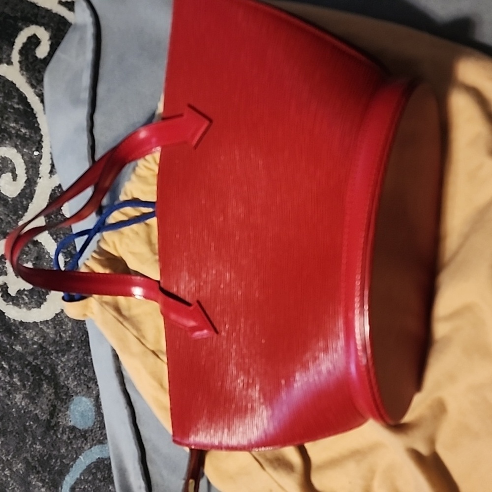 Red leather Lv